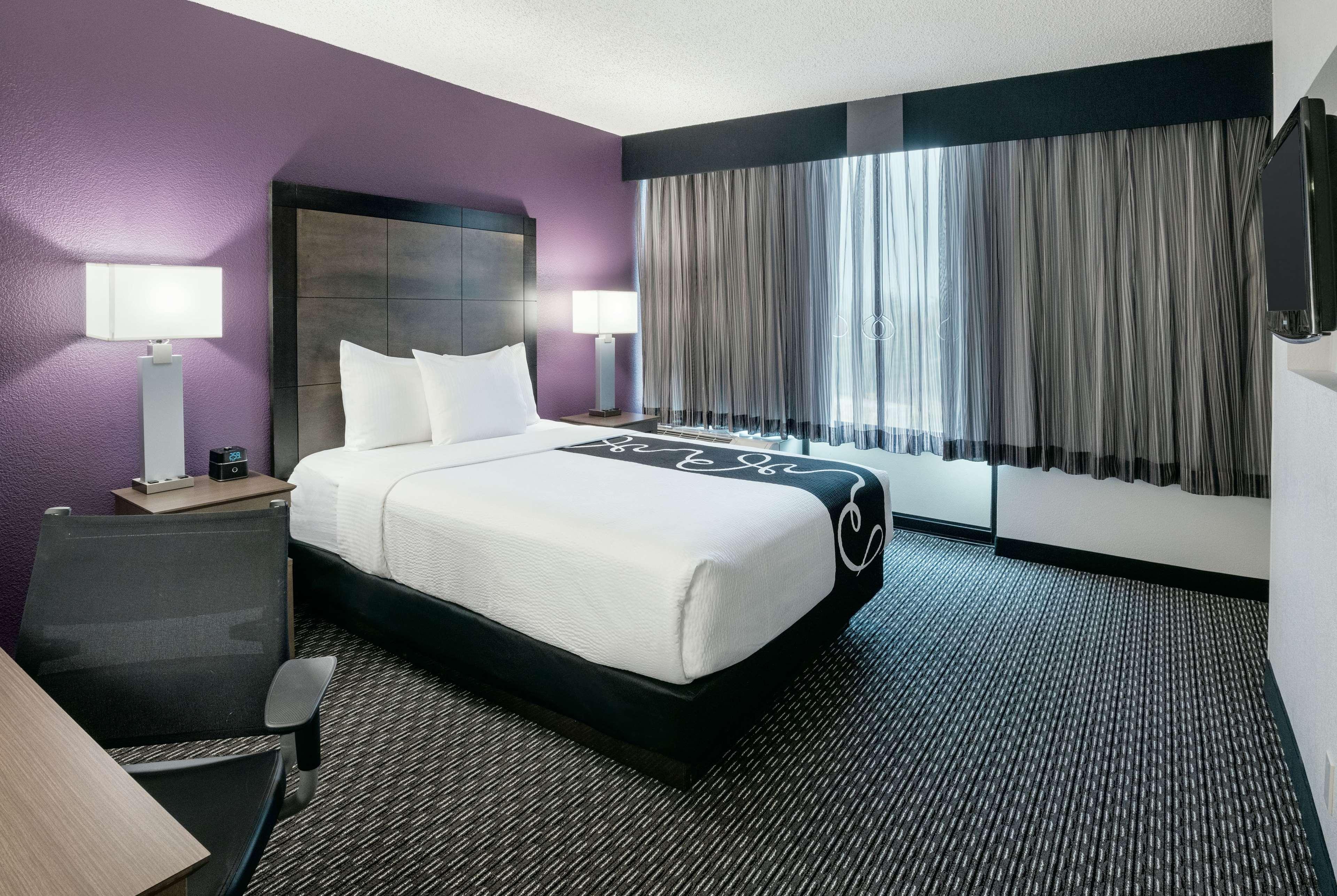Отель La Quinta By Wyndham Rancho Cordova Sacramento Номер фото