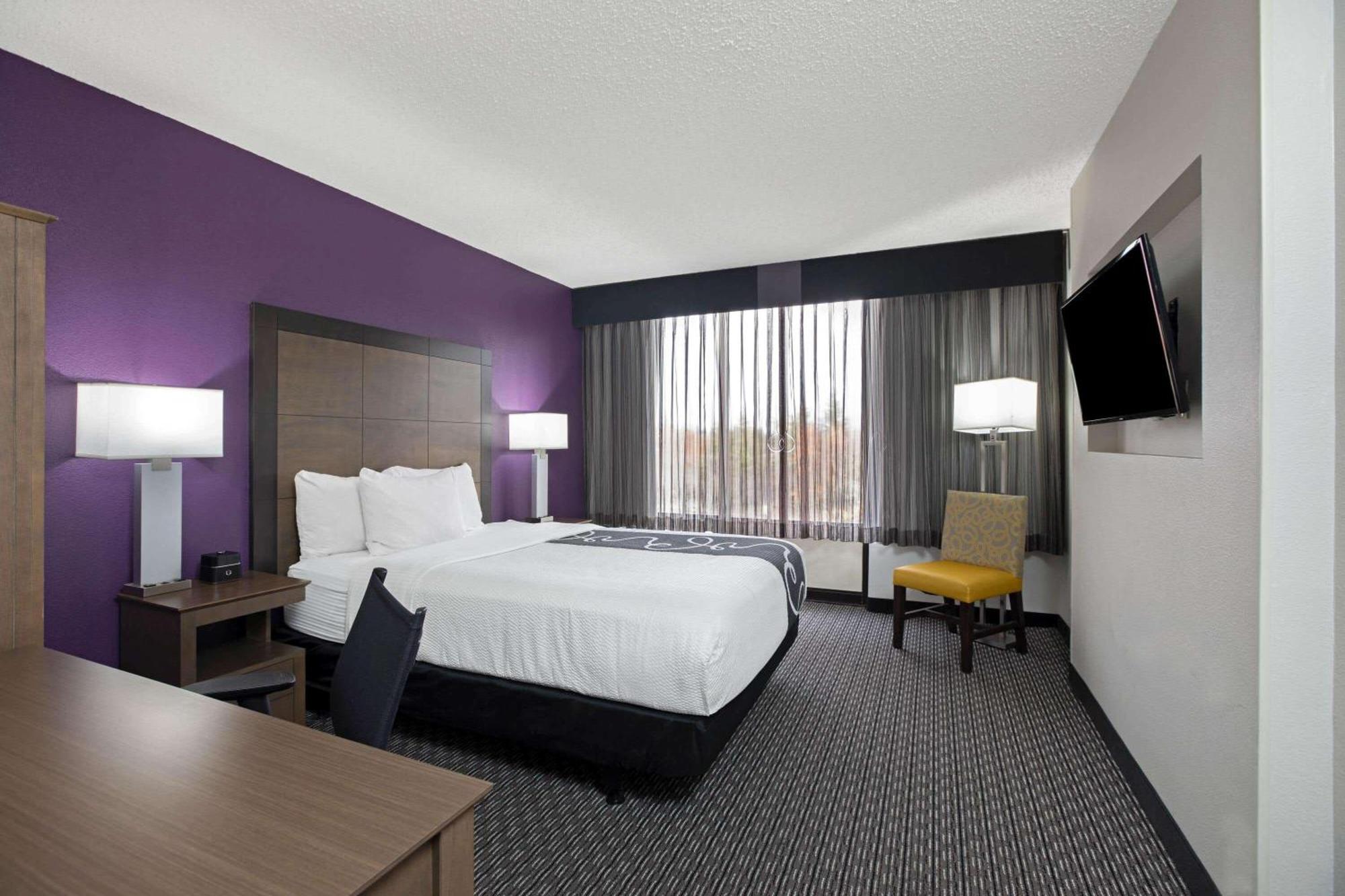 Отель La Quinta By Wyndham Rancho Cordova Sacramento Номер фото