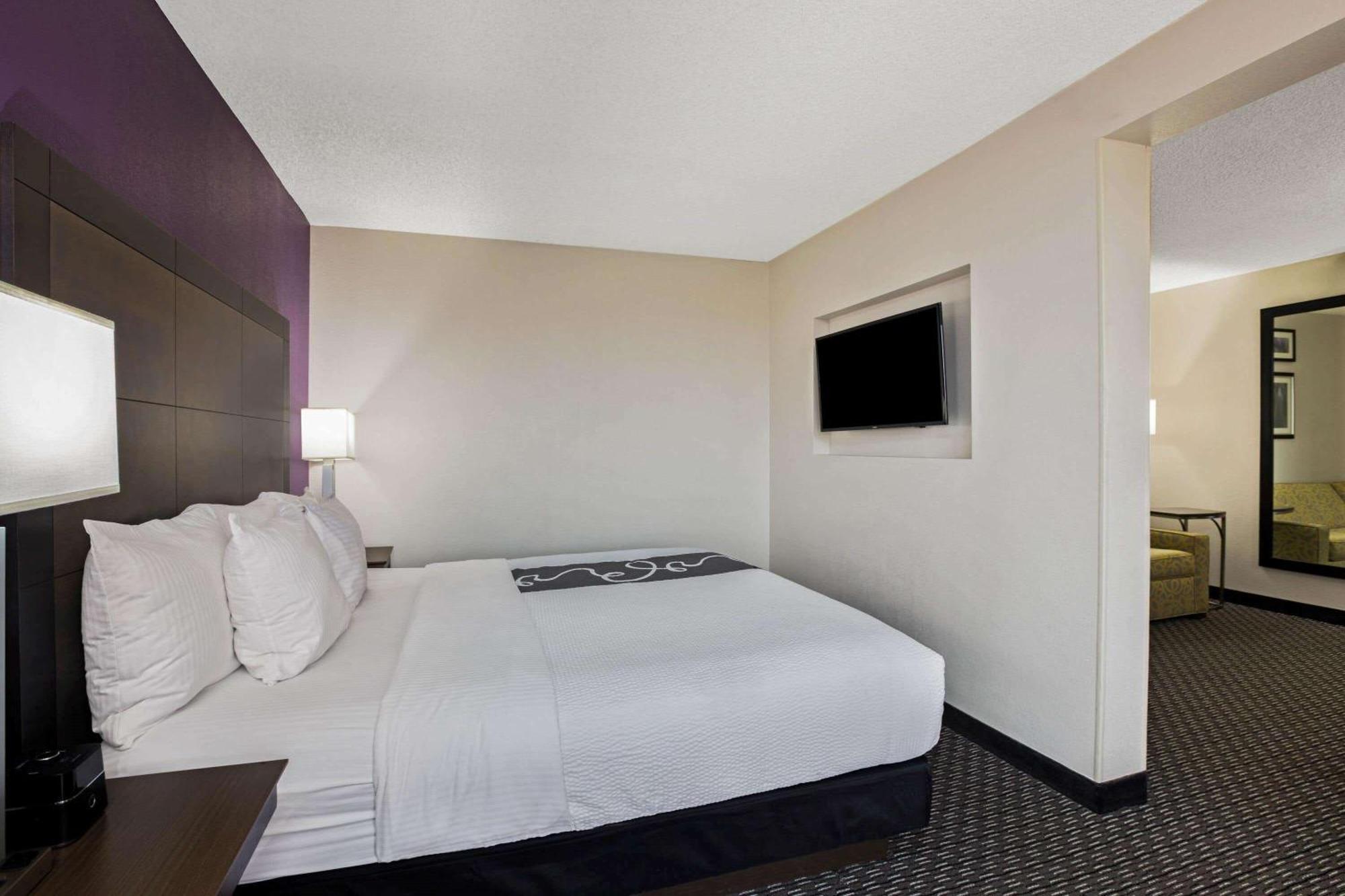 Отель La Quinta By Wyndham Rancho Cordova Sacramento Номер фото