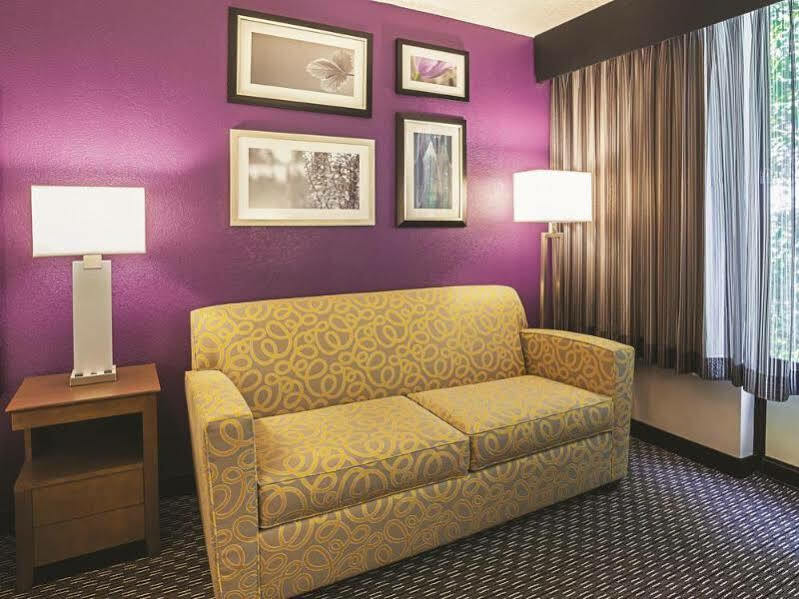 Отель La Quinta By Wyndham Rancho Cordova Sacramento Экстерьер фото