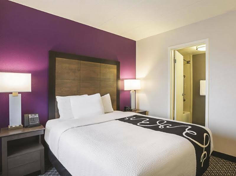 Отель La Quinta By Wyndham Rancho Cordova Sacramento Экстерьер фото